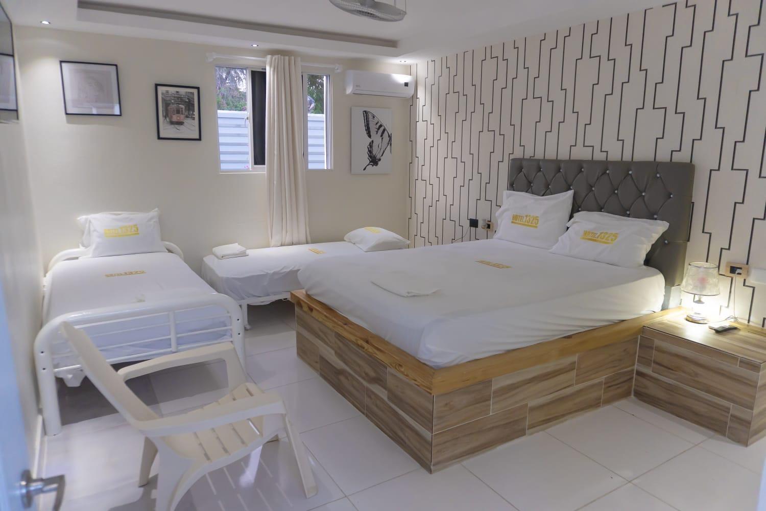 Hotel1325 Бані Екстер'єр фото