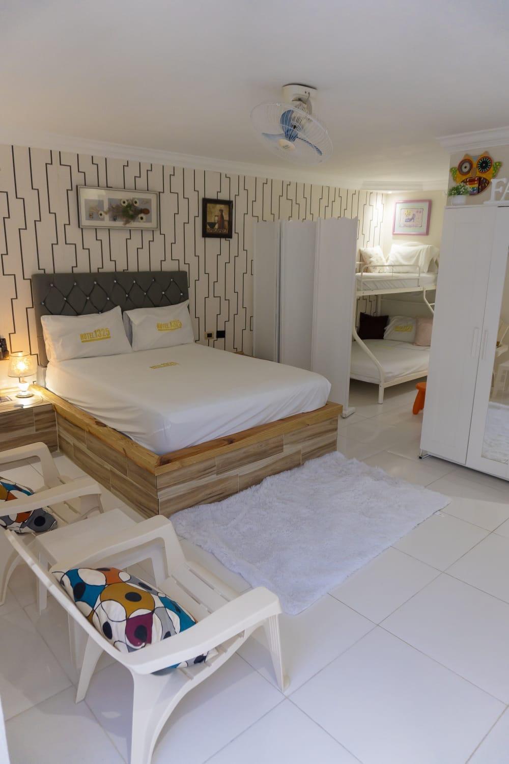 Hotel1325 Бані Екстер'єр фото