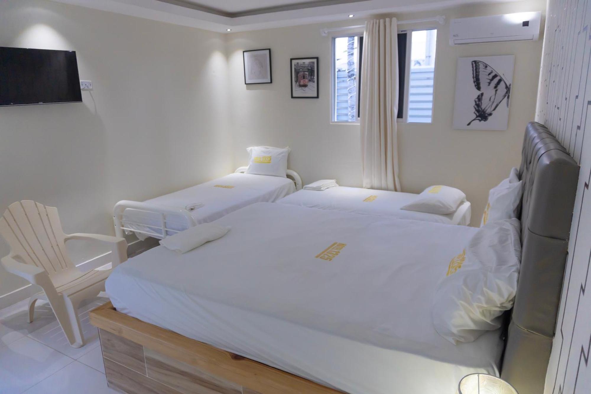 Hotel1325 Бані Екстер'єр фото